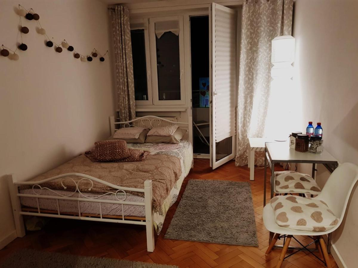 Apartament Plac Trzech Krzyzy Warschau Exterior foto